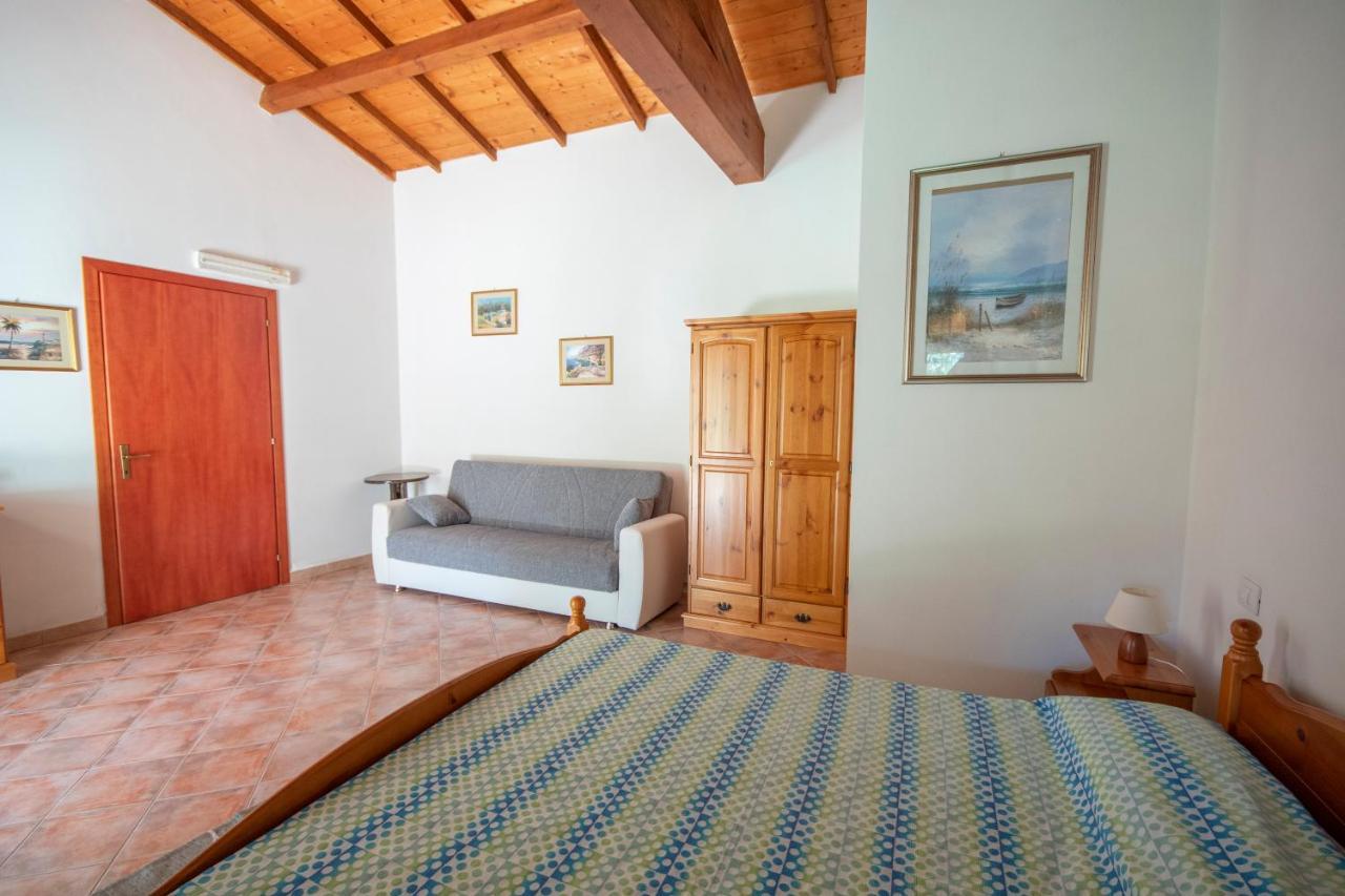 Is Cuccus Bed & Breakfast Masainas Exterior photo