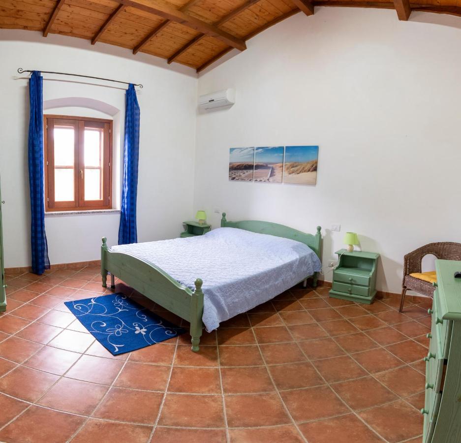 Is Cuccus Bed & Breakfast Masainas Exterior photo