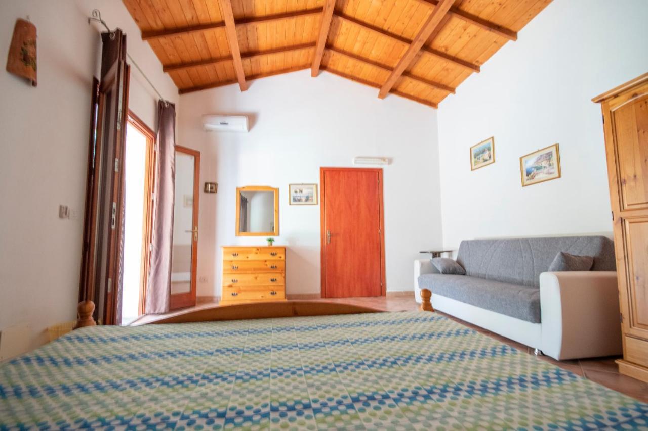 Is Cuccus Bed & Breakfast Masainas Exterior photo