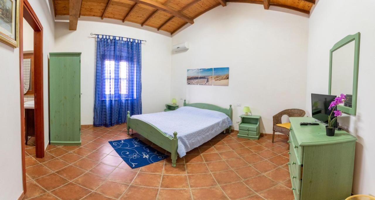 Is Cuccus Bed & Breakfast Masainas Exterior photo