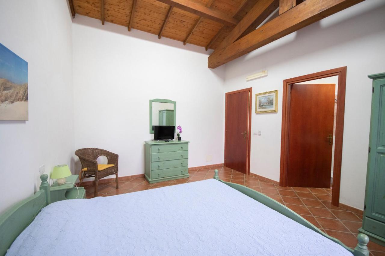Is Cuccus Bed & Breakfast Masainas Exterior photo
